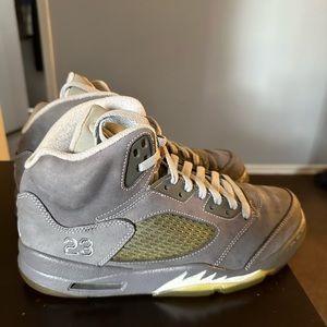 Jordan 5s size 9